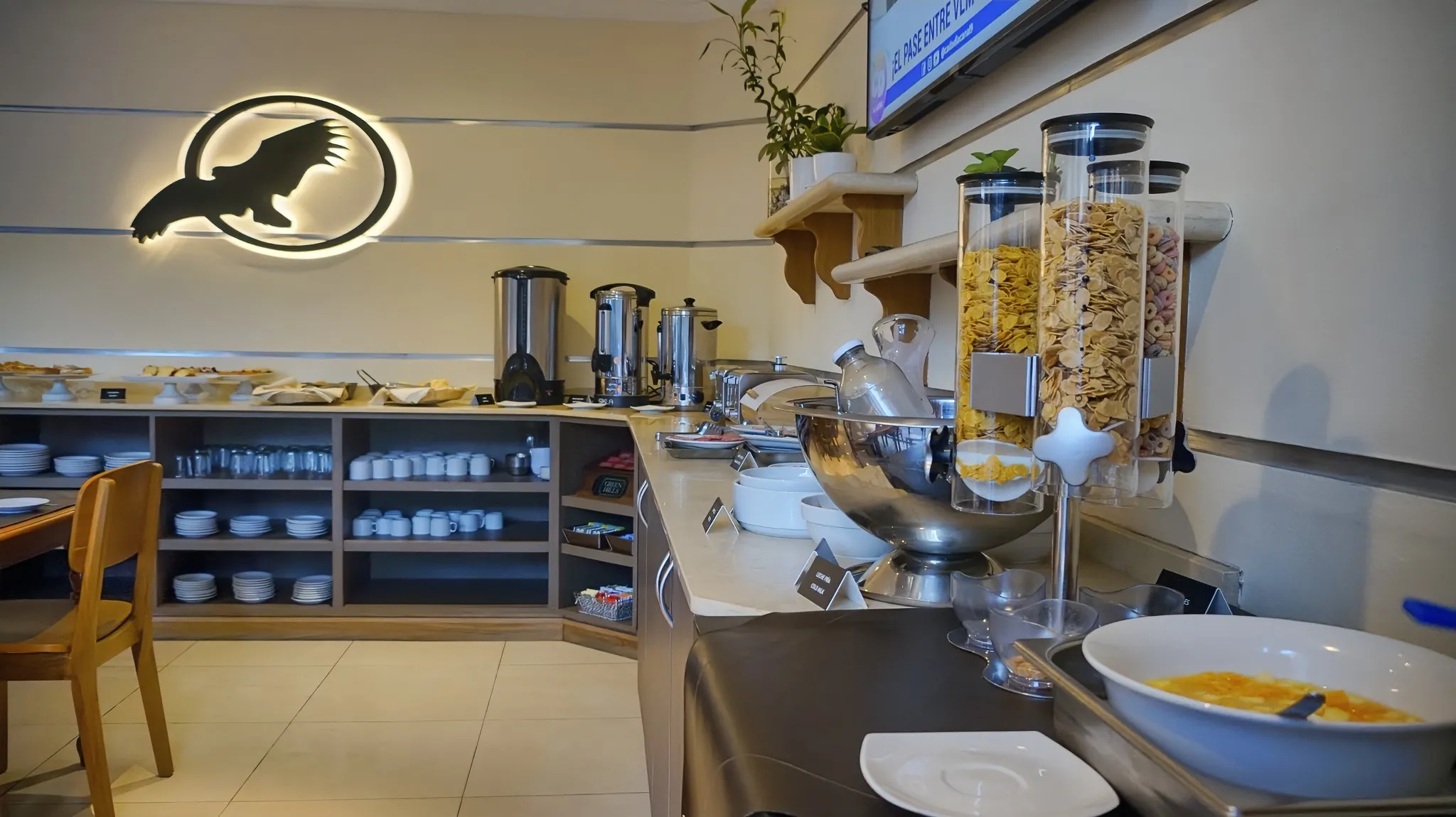 Condor Suites 3