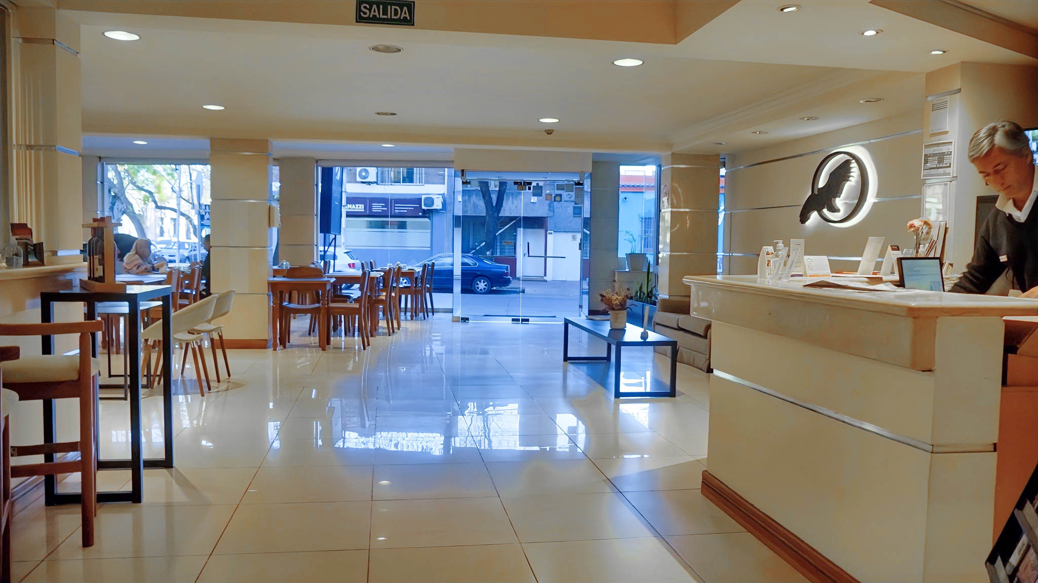 Hotel 10